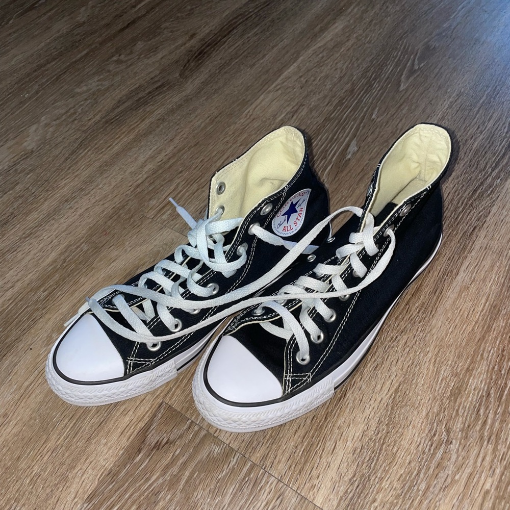 Black converse
